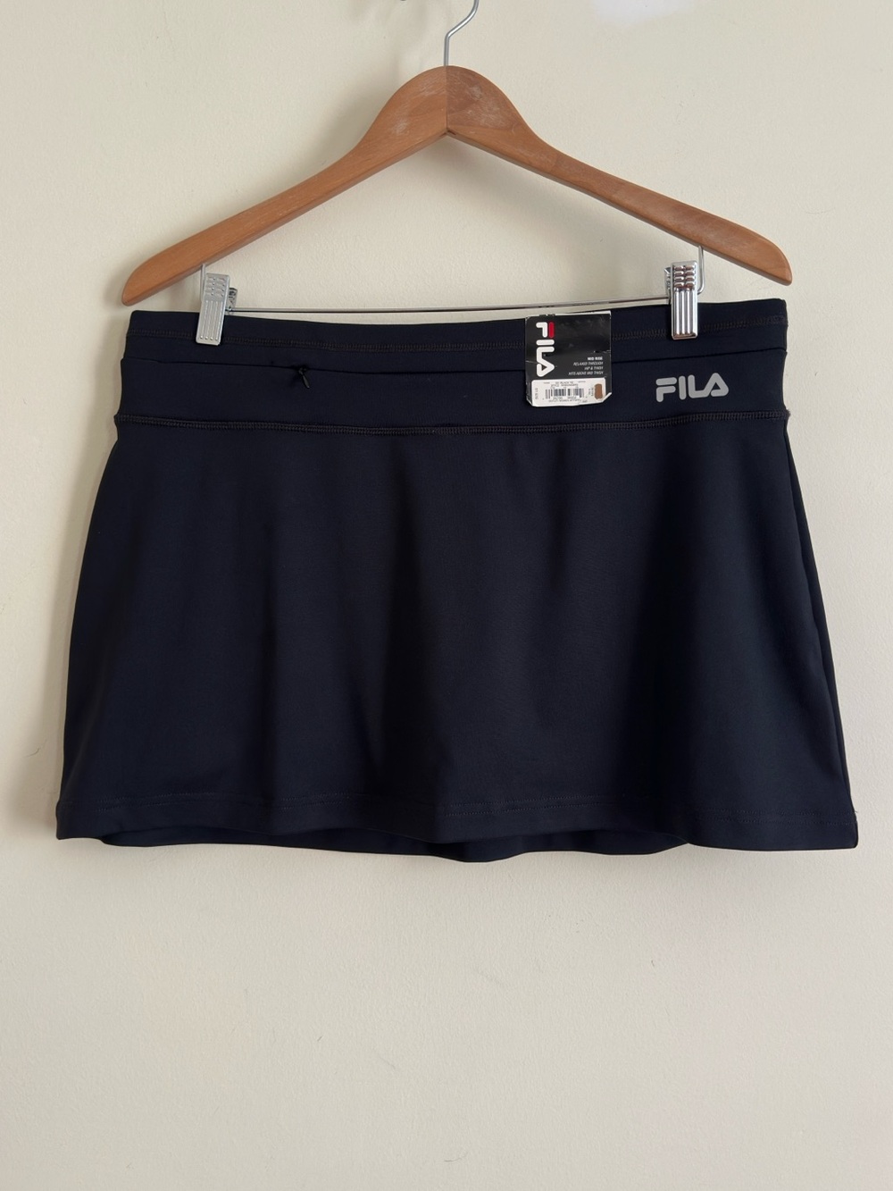 Fila Active Skirt / Shorts – Women’s Size Large